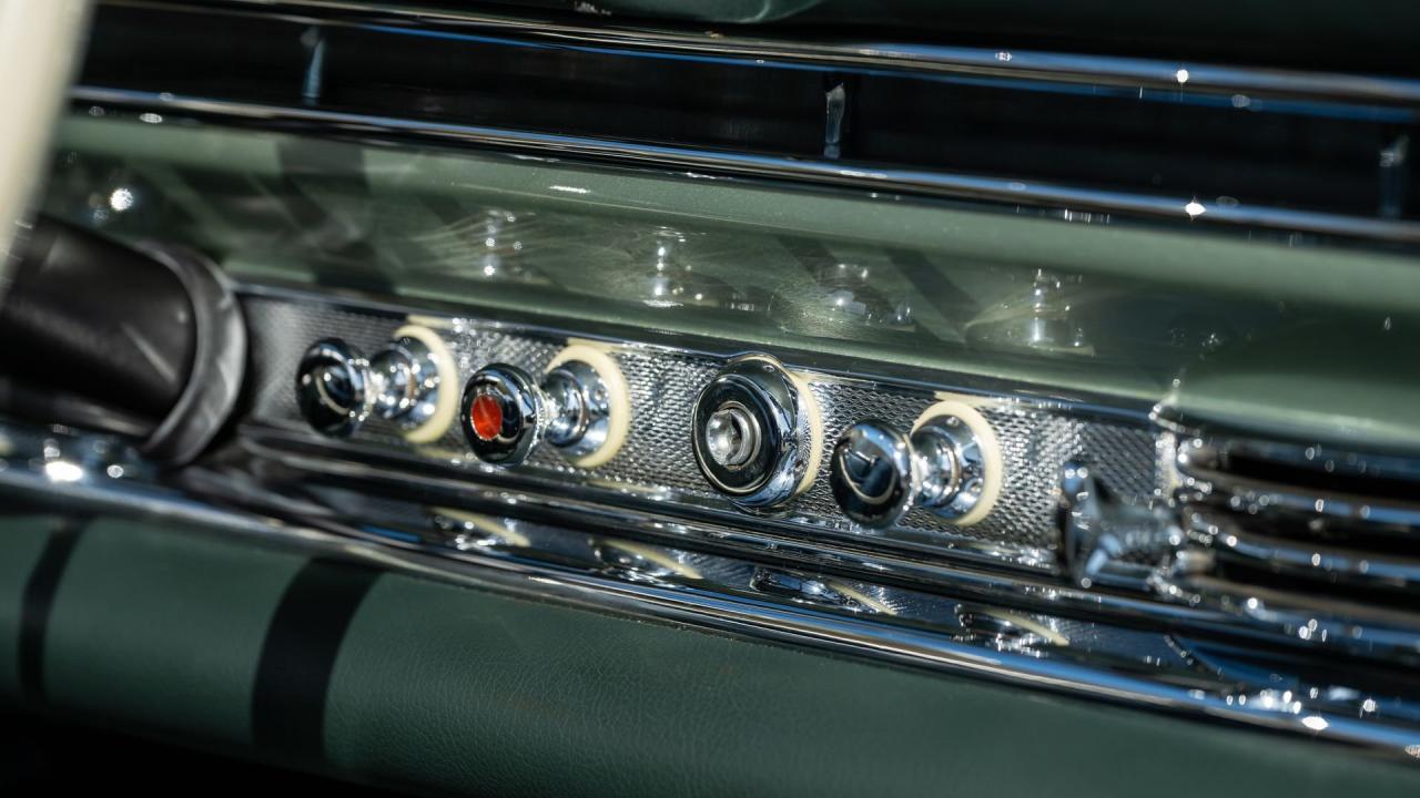 1957 Mercedes - Benz 300 SL Roadster