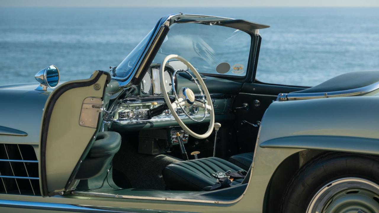 1957 Mercedes - Benz 300 SL Roadster