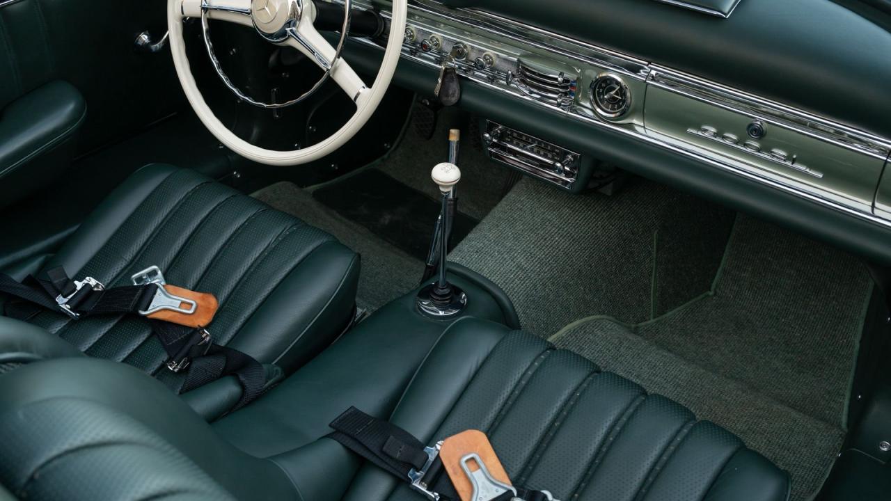1957 Mercedes - Benz 300 SL Roadster