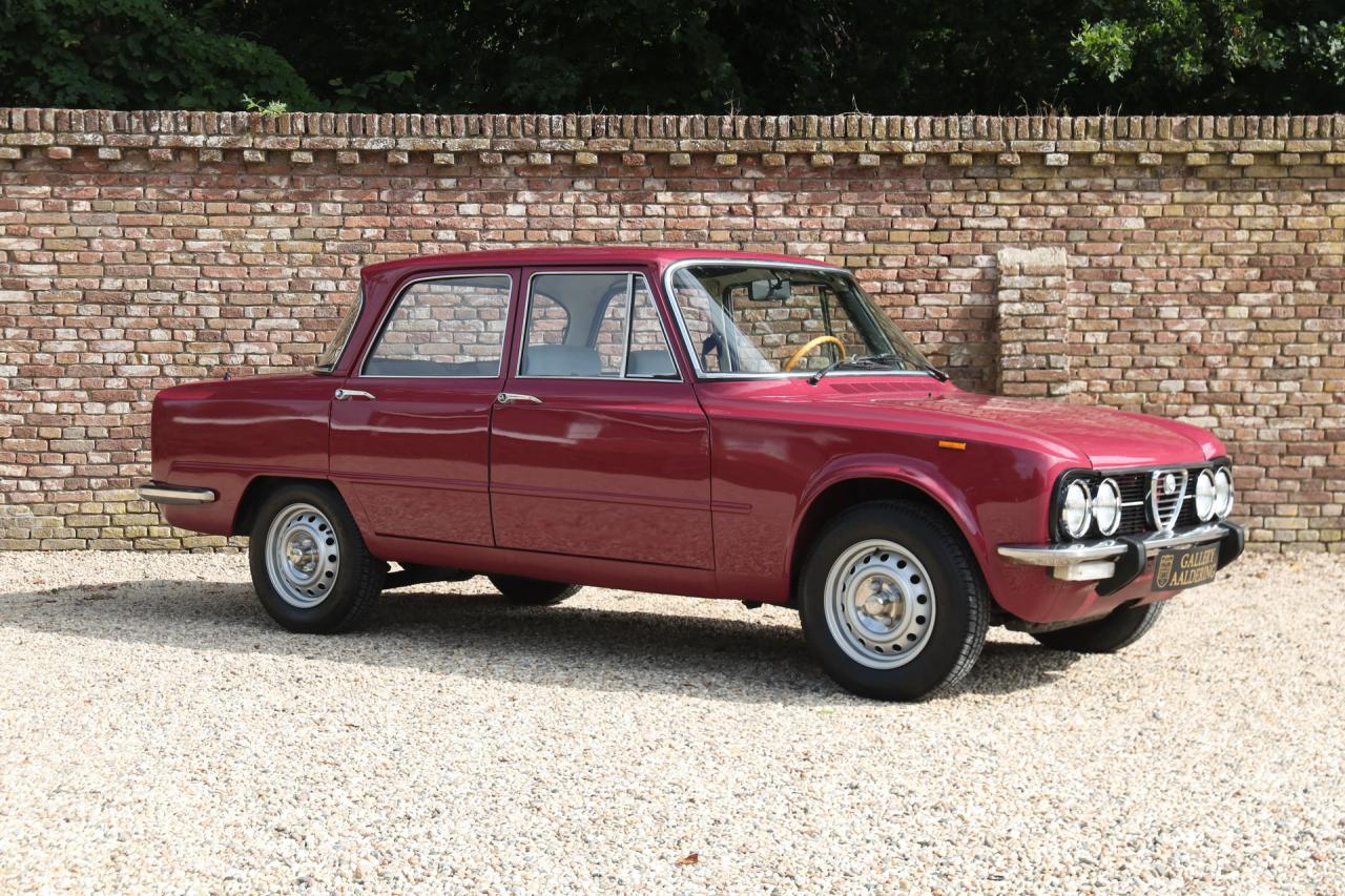 1975 Alfa Romeo Giulia 1300 Nuova Super