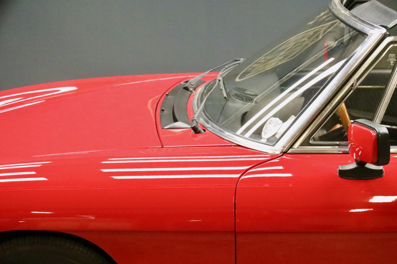 1982 Alfa Romeo 2000 Spider Veloce Trade-in-car