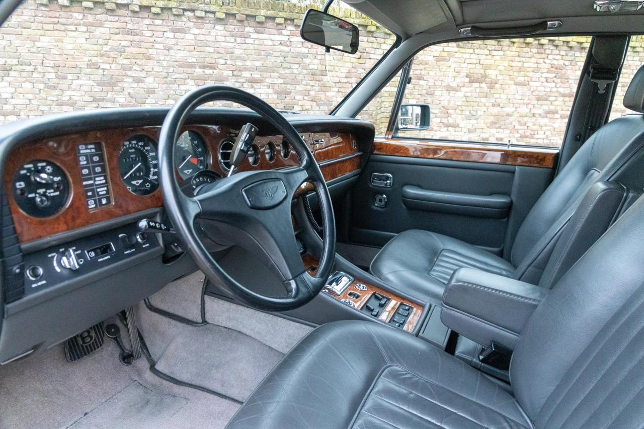 1989 Bentley Turbo R Saloon &ldquo;Service at Jack Barclay&rdquo;