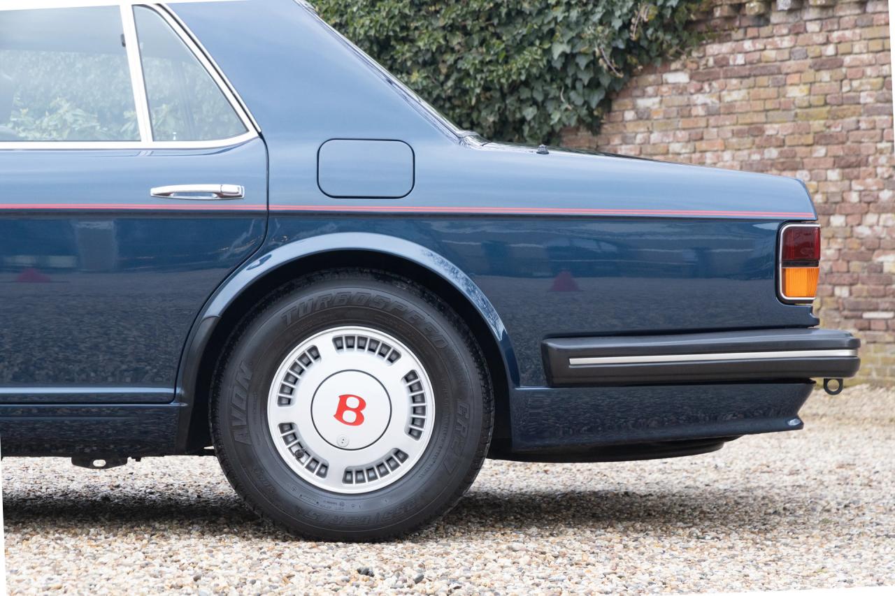 1989 Bentley Turbo R Saloon &ldquo;Service at Jack Barclay&rdquo;