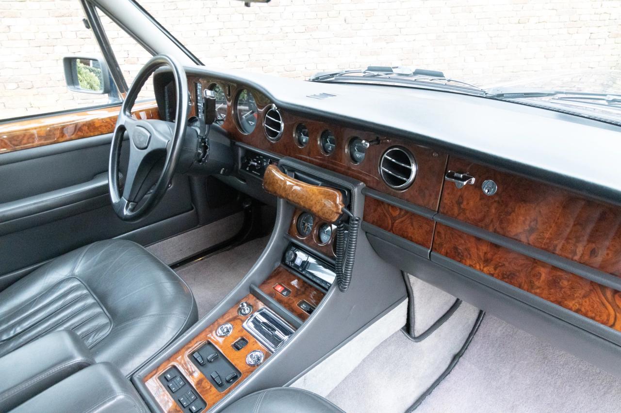 1989 Bentley Turbo R Saloon &ldquo;Service at Jack Barclay&rdquo;