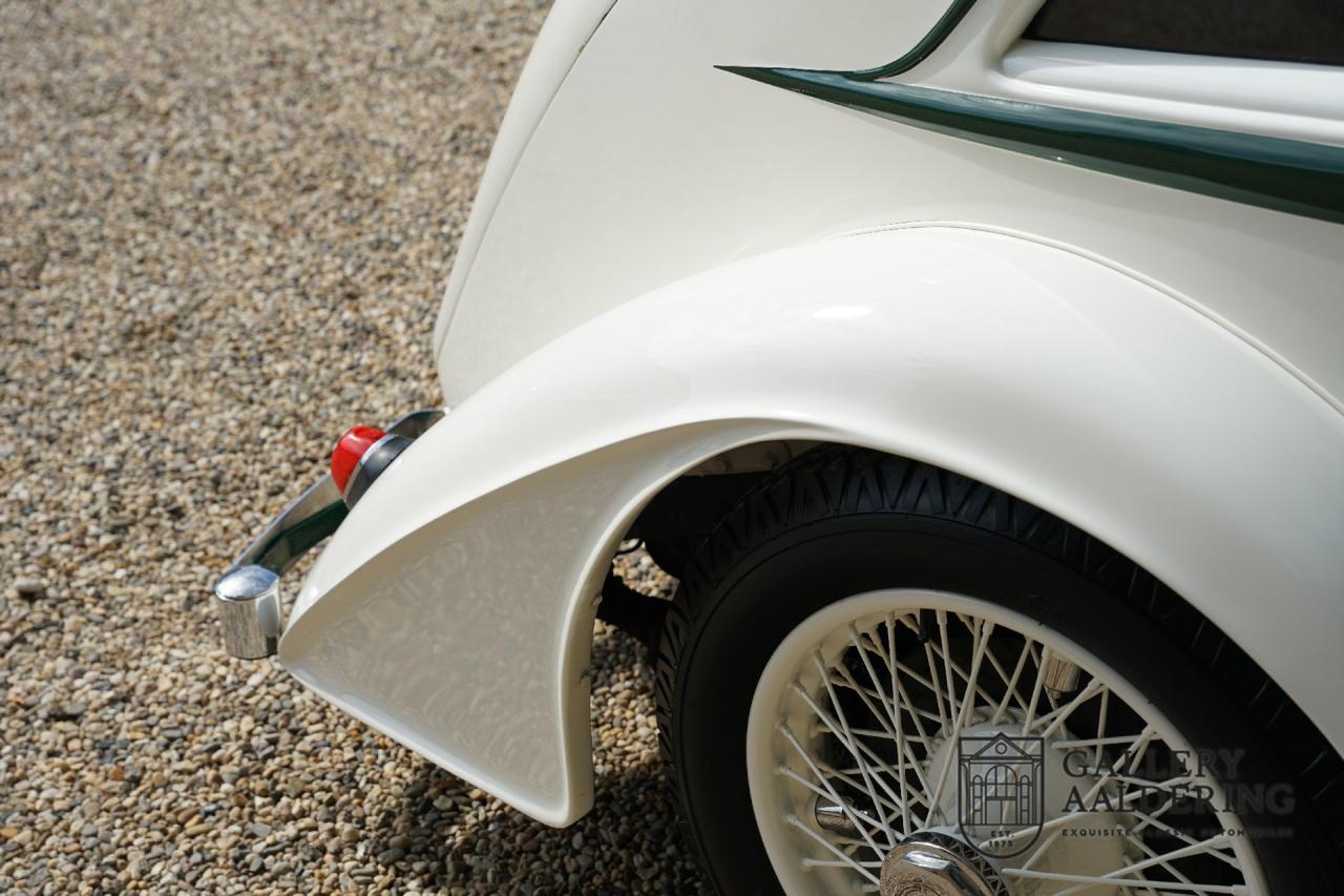 1933 Bentley 3&frac12; litre &ldquo;Streamline&rdquo; by Park Ward &amp; Co