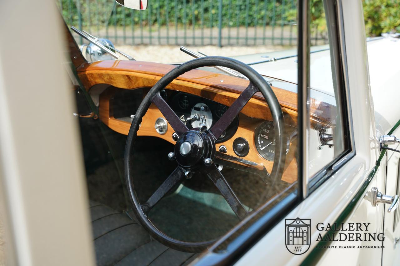 1933 Bentley 3&frac12; litre &ldquo;Streamline&rdquo; by Park Ward &amp; Co