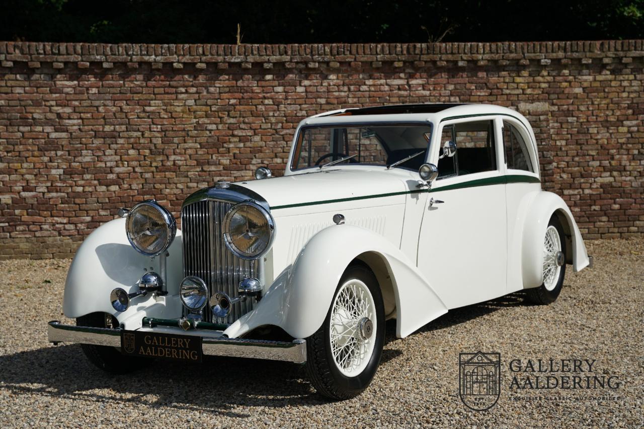 1933 Bentley 3&frac12; litre &ldquo;Streamline&rdquo; by Park Ward &amp; Co
