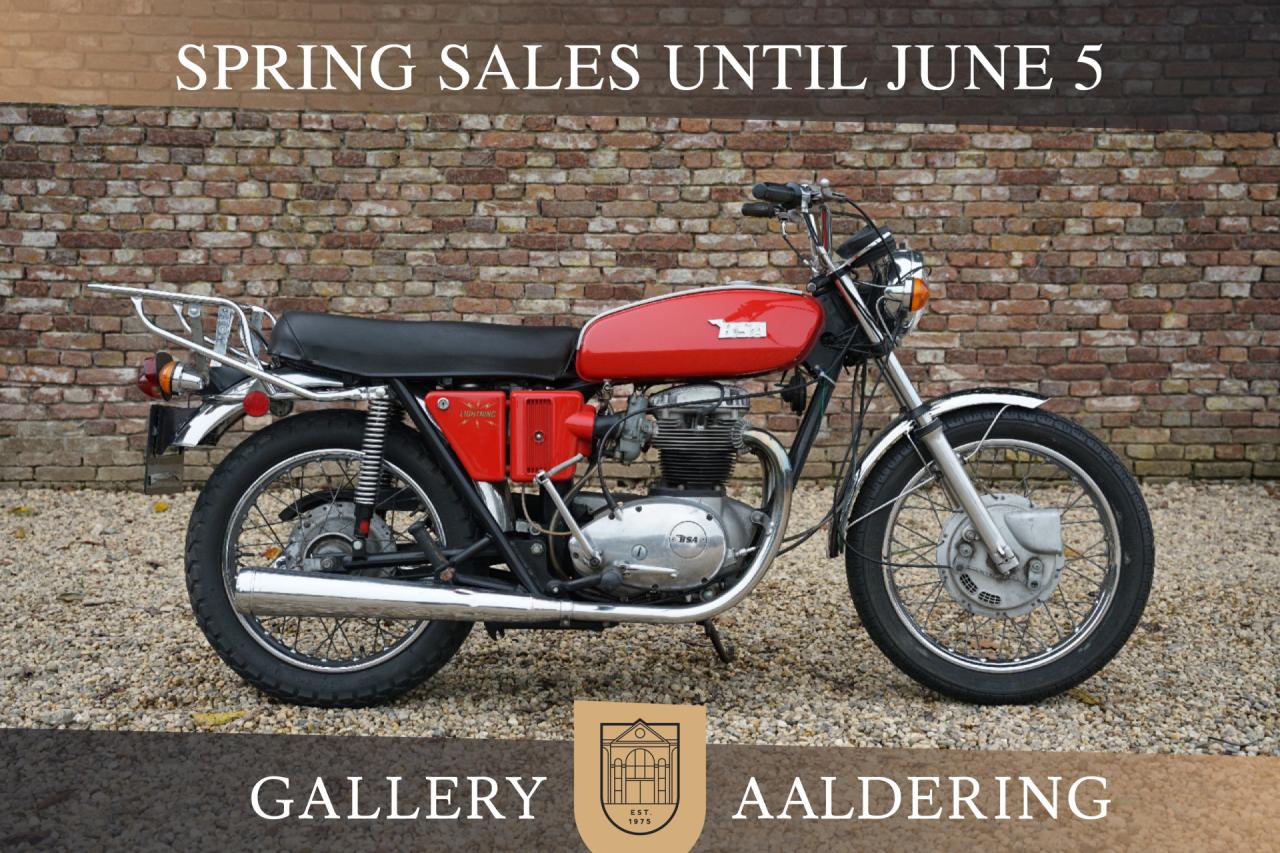 1975 BSA lightning 650