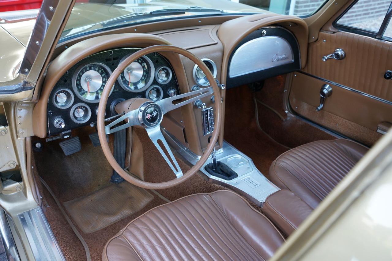 1963 Corvette C2 Sting Ray Split Window