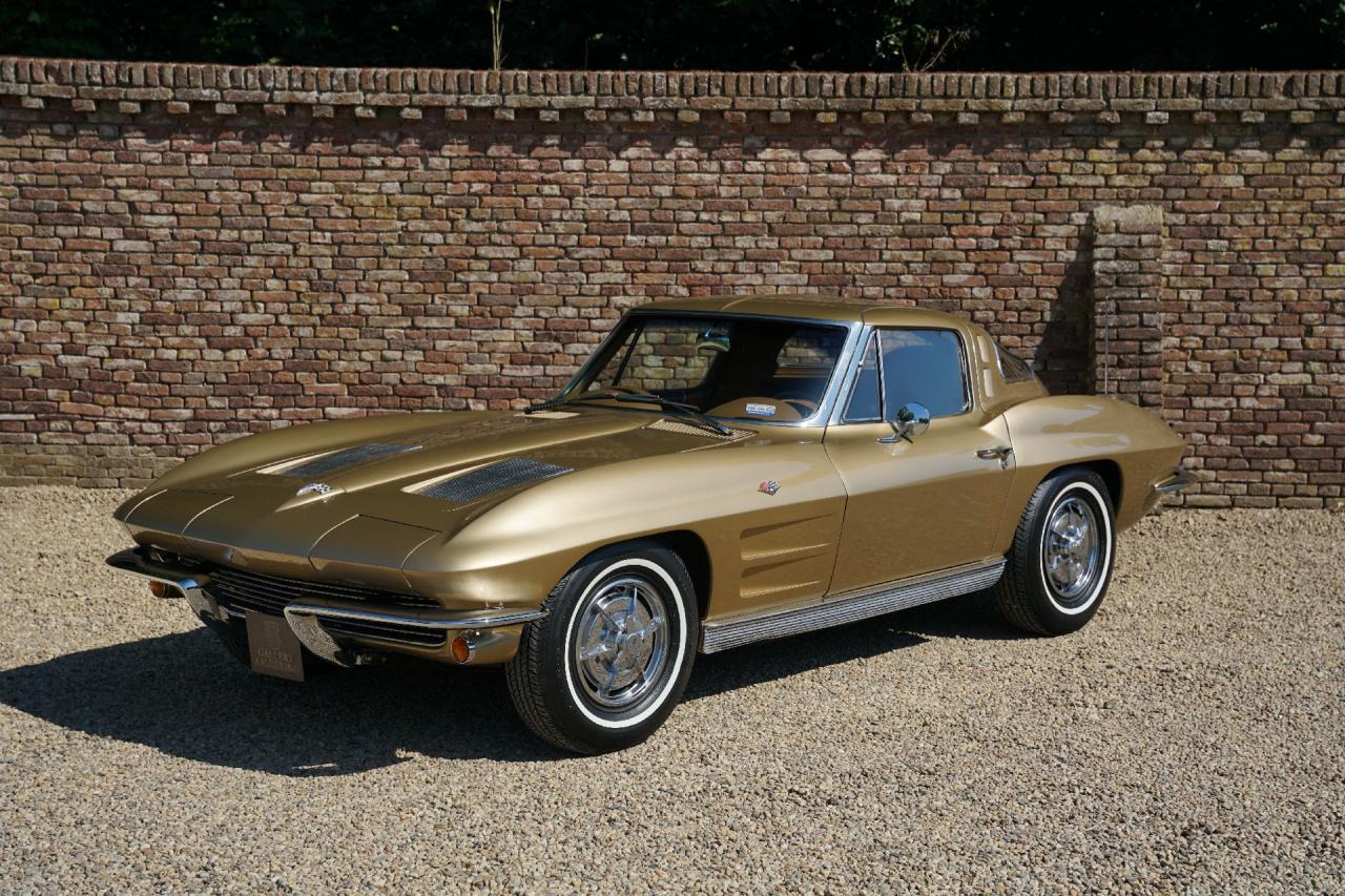 1963 Corvette C2 Sting Ray Split Window