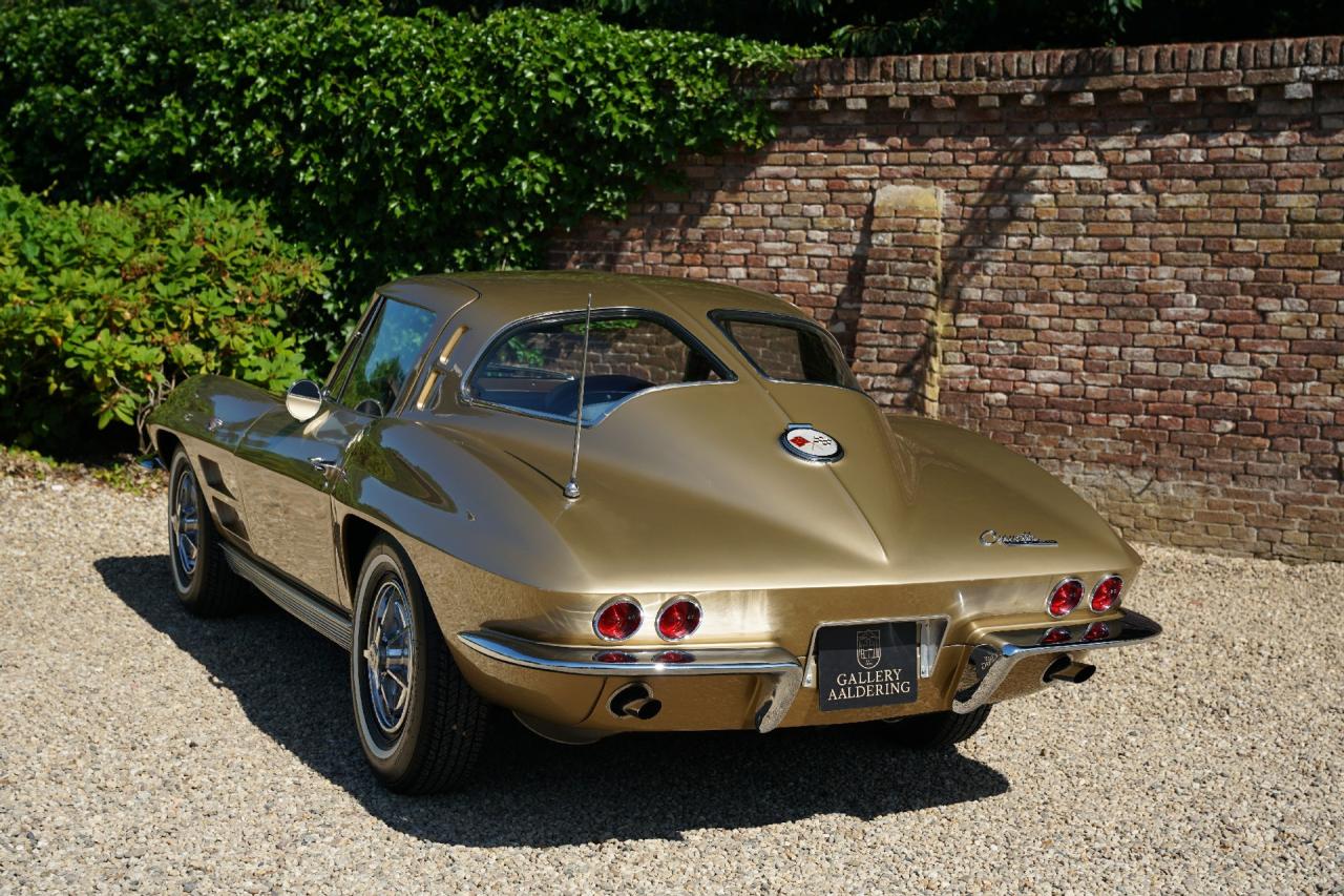 1963 Corvette C2 Sting Ray Split Window