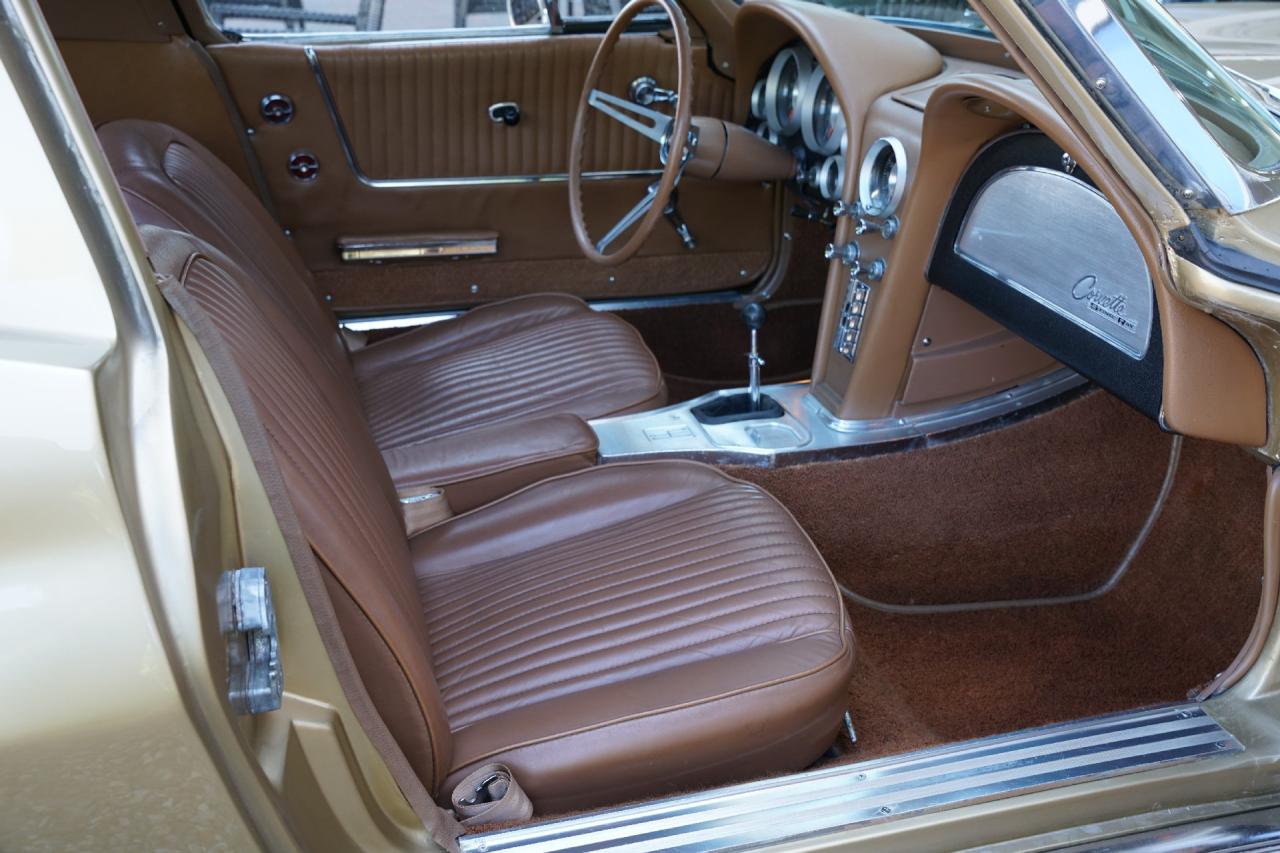 1963 Corvette C2 Sting Ray Split Window