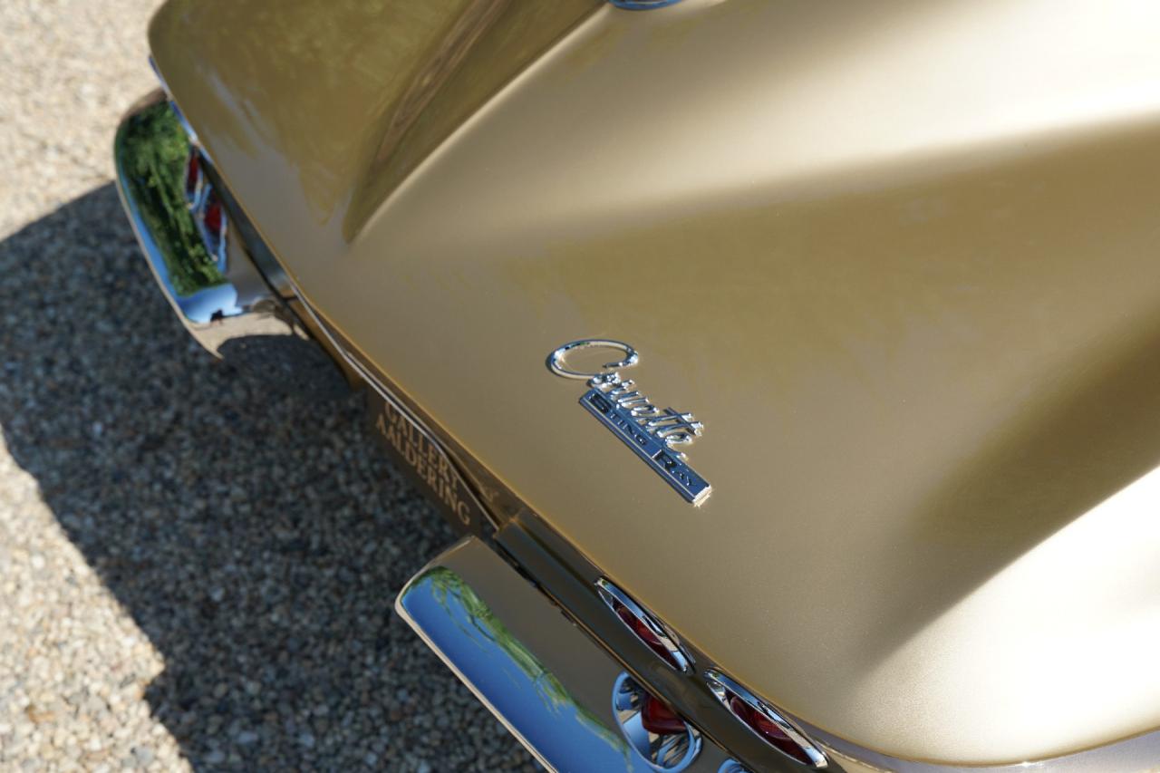 1963 Corvette C2 Sting Ray Split Window