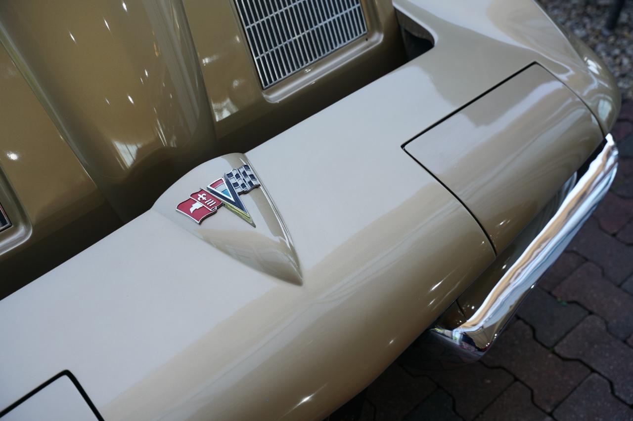 1963 Corvette C2 Sting Ray Split Window