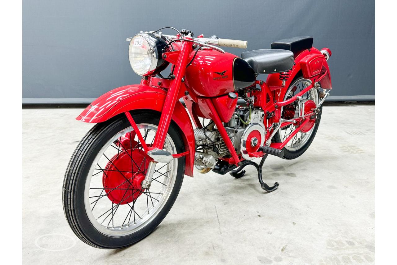 1952 Moto Guzzi Airone Super Luxe