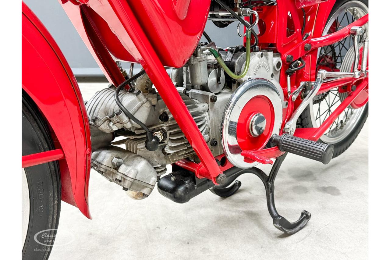 1952 Moto Guzzi Airone Super Luxe