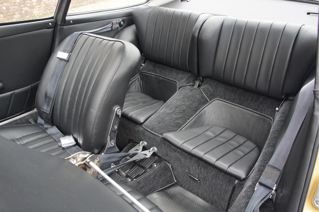 1965 Porsche 911 Urmodell 2.0 SWB &ldquo;Passionate restoration&rdquo;