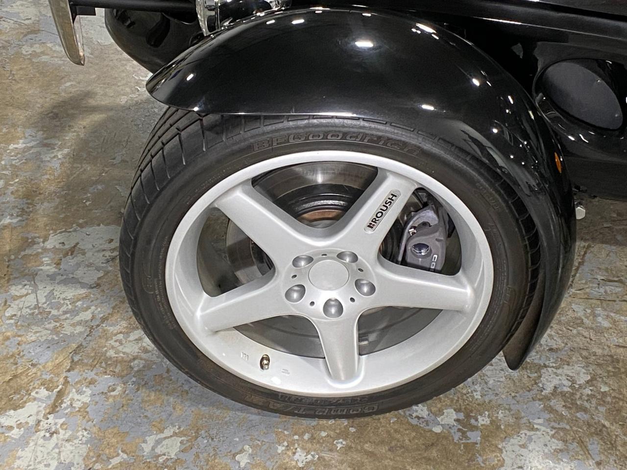 1997 Panoz AIV Roadster