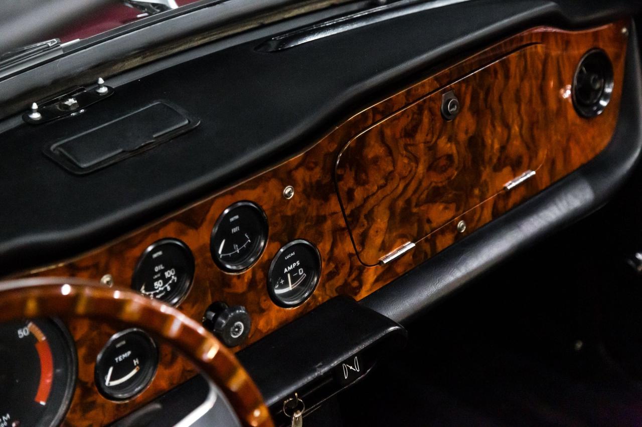 1969 Triumph TR6 Overdrive
