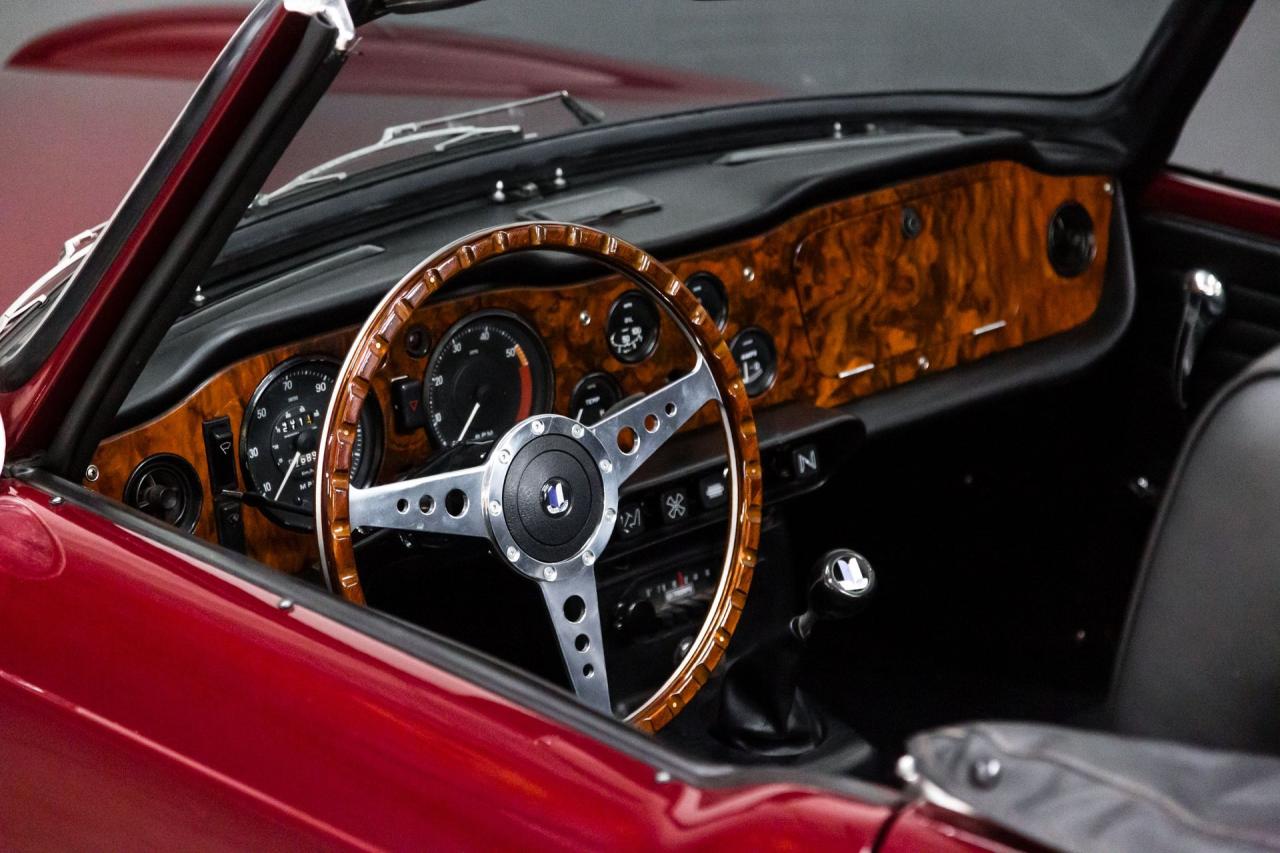 1969 Triumph TR6 Overdrive