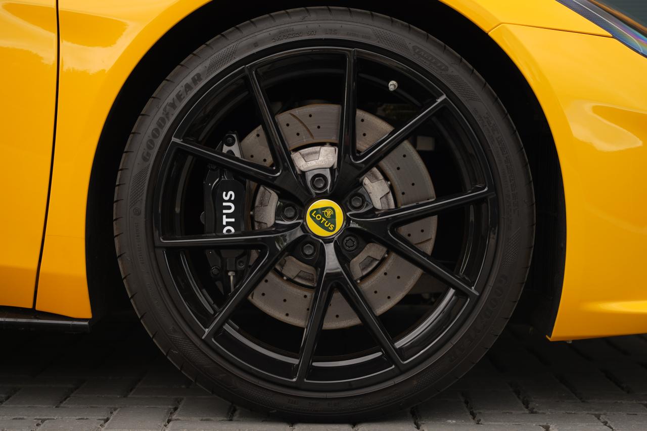 2023 Lotus Emira