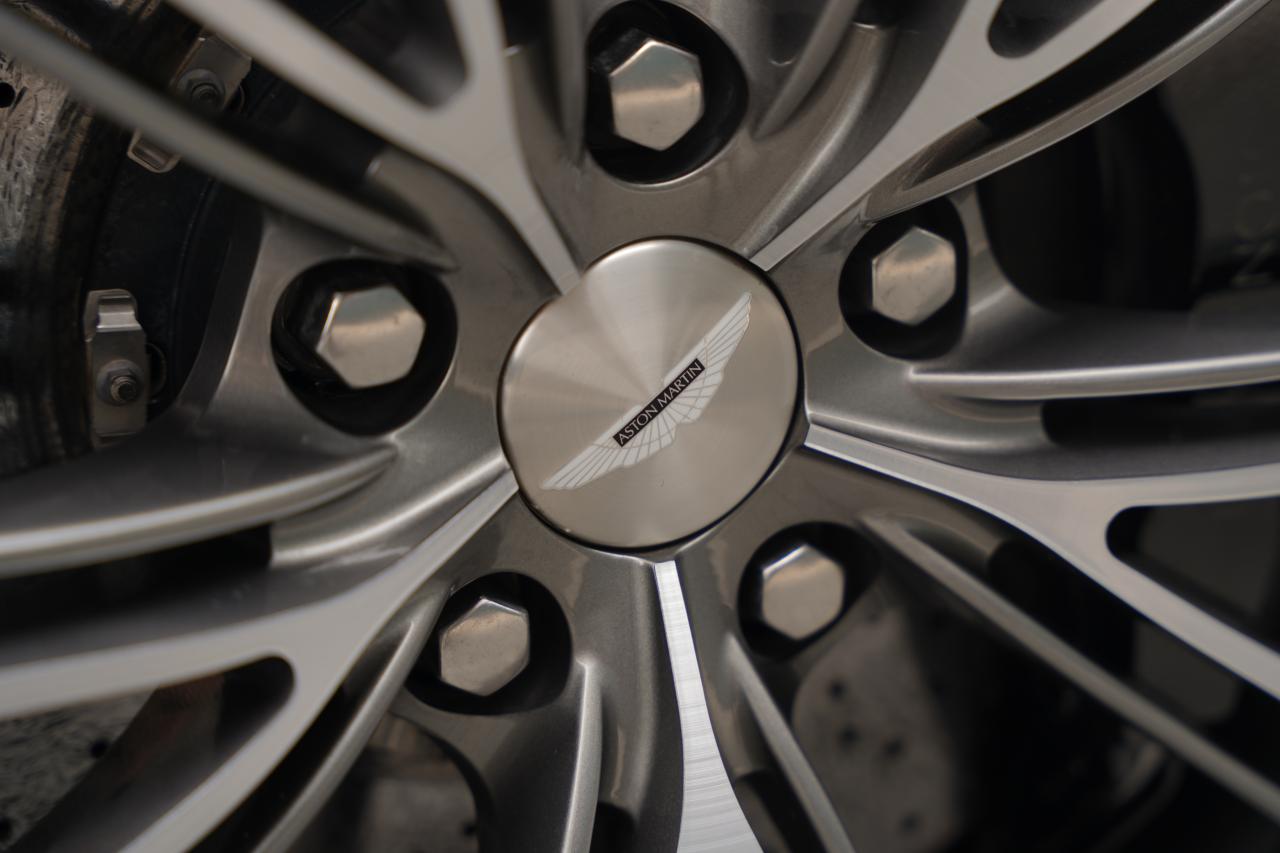 2014 Aston Martin Vanquish