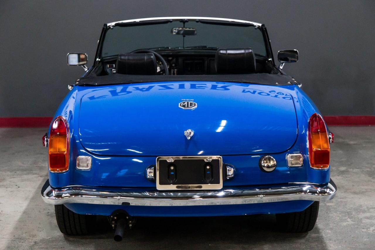 1974 MG EARLY CHROME BUMPER B
