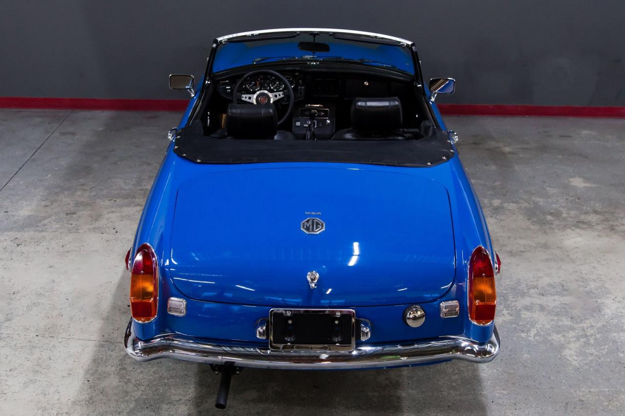 1974 MG EARLY CHROME BUMPER B
