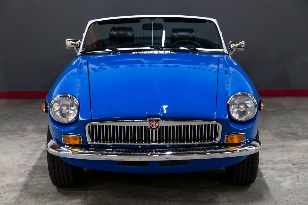 1974 MG EARLY CHROME BUMPER B