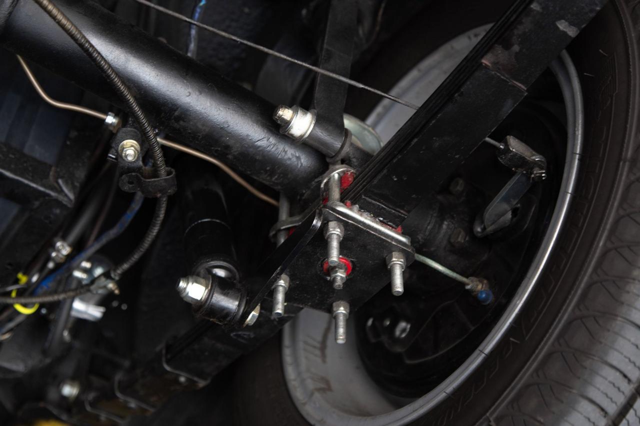1974 MG EARLY CHROME BUMPER B