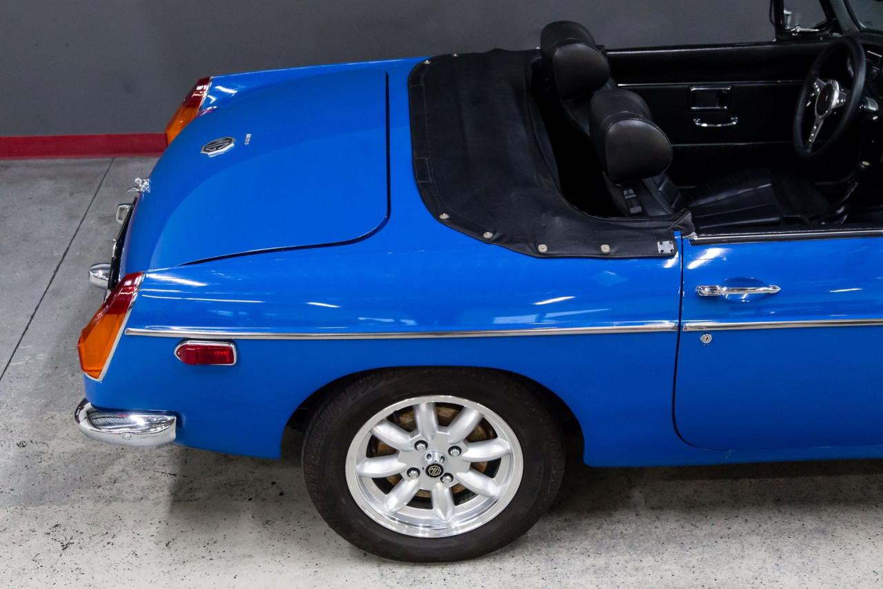 1974 MG EARLY CHROME BUMPER B