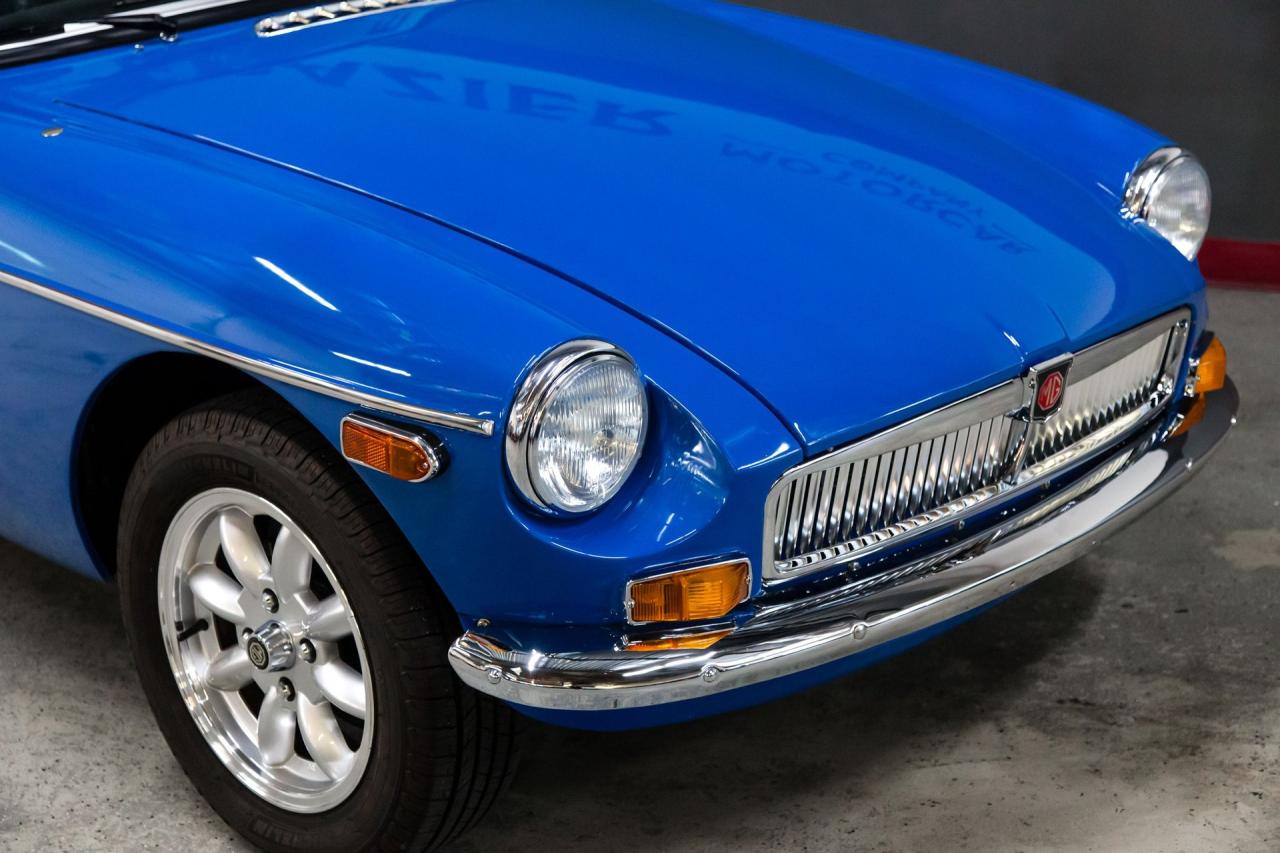 1974 MG EARLY CHROME BUMPER B