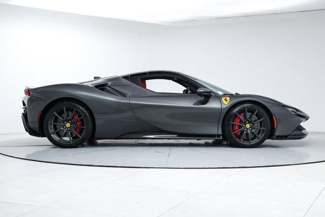 2025 Ferrari SF90 SPIDER