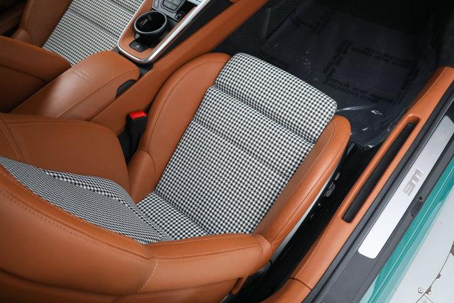2023 Porsche 911
