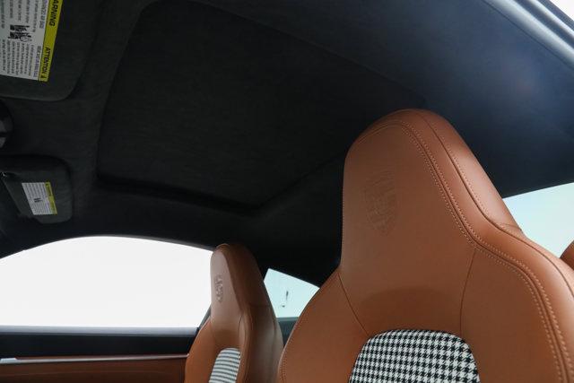 2023 Porsche 911