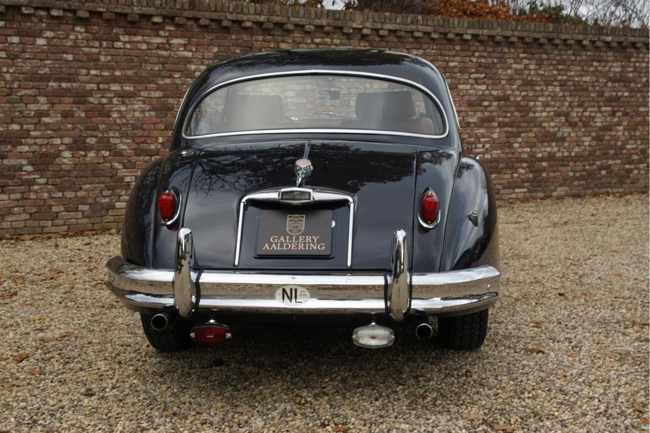 1959 Jaguar XK150 FHC 3.4 SE