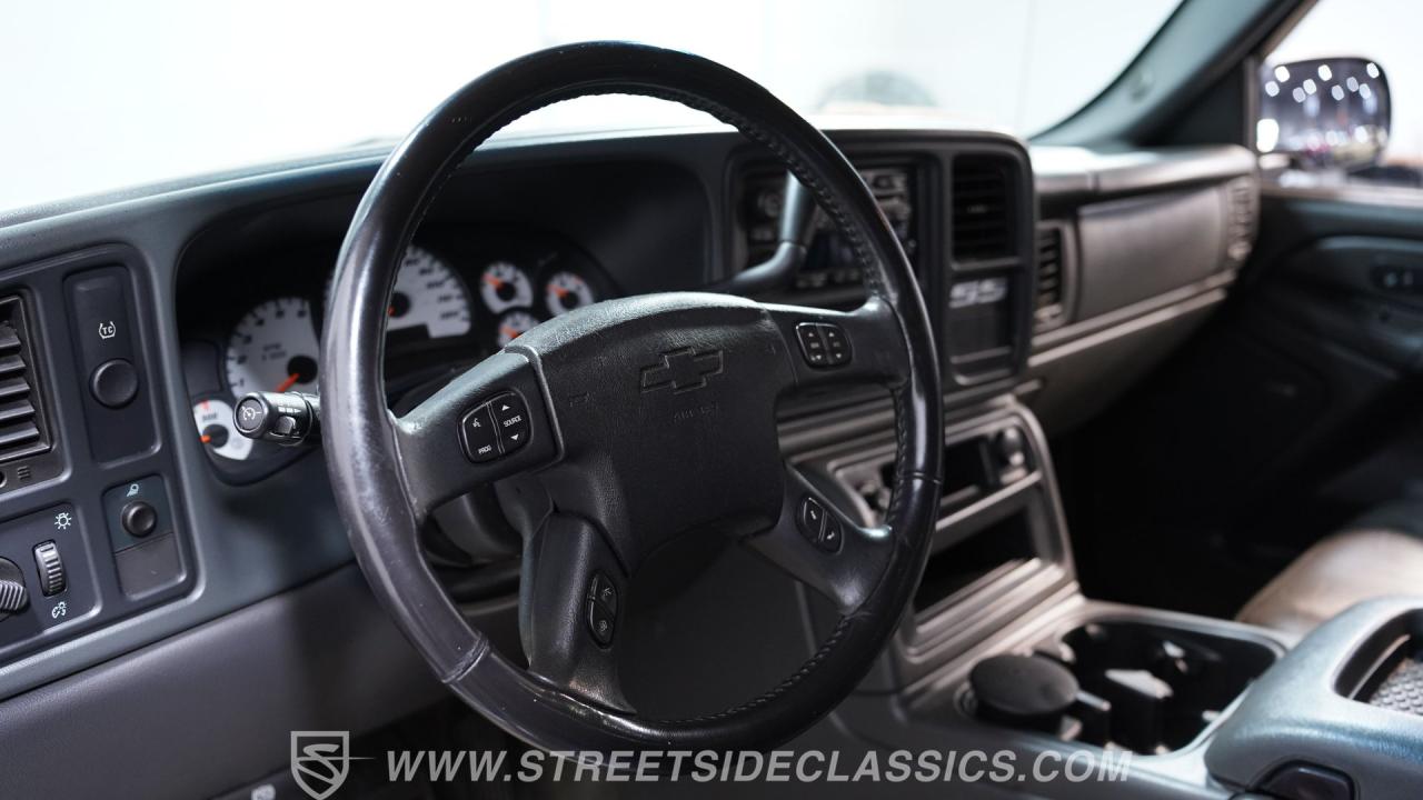 2005 Chevrolet Silverado SS