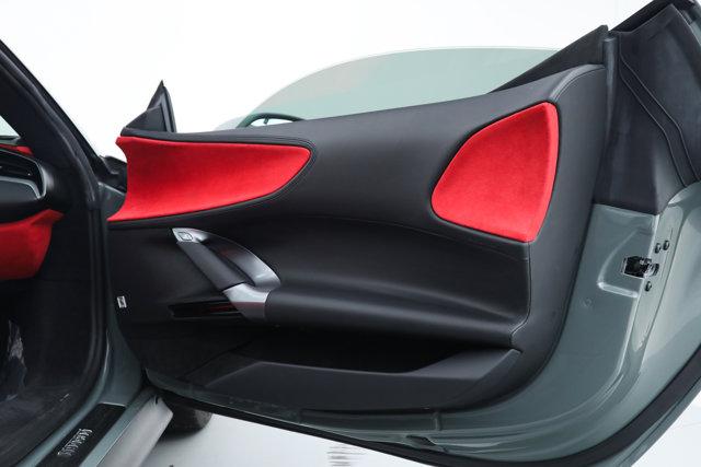 2025 Ferrari SF90 SPIDER