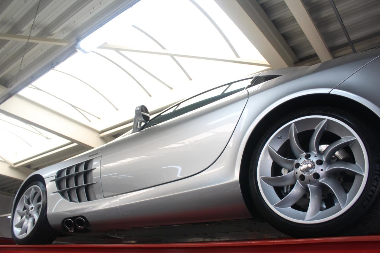 2006 Mercedes - Benz SLR McLaren &ldquo;Crystal Laurit Silver&rdquo;