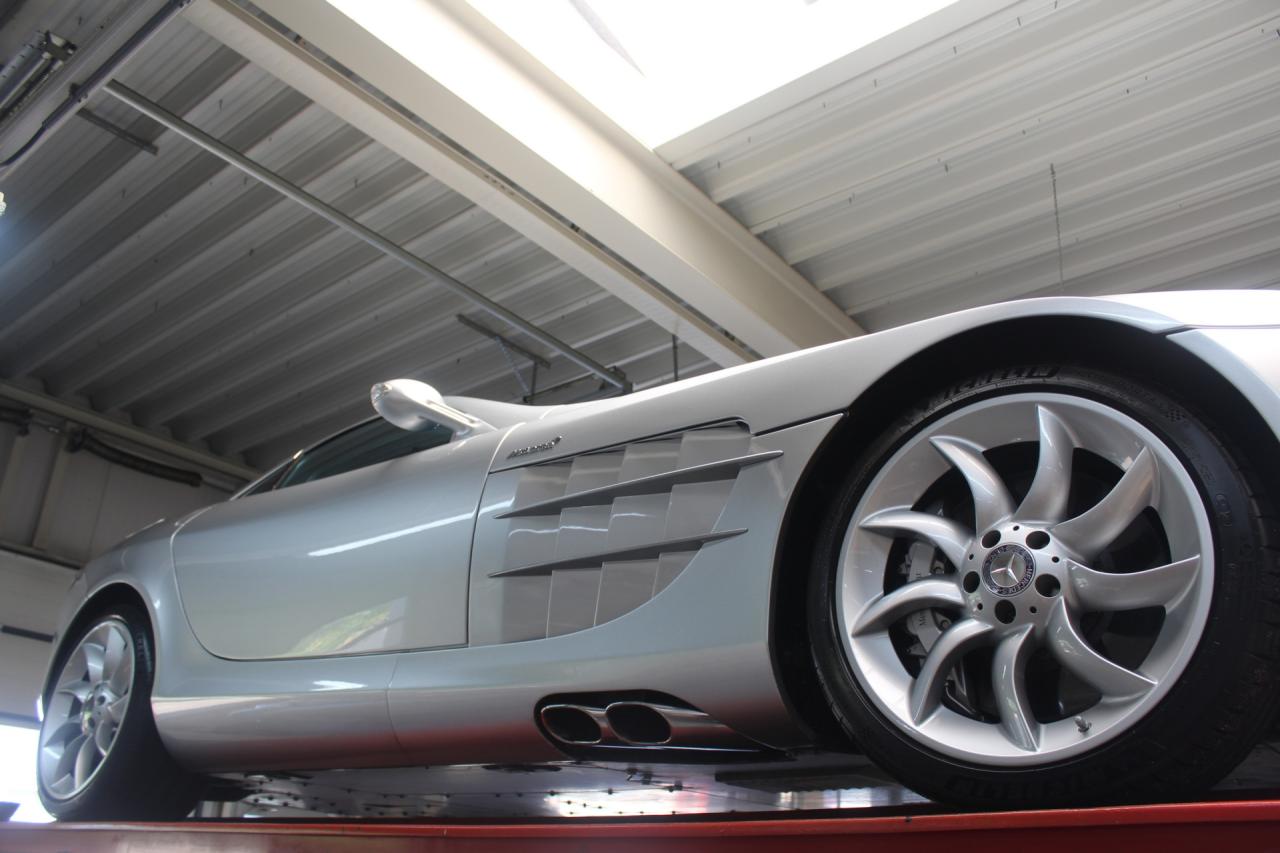 2006 Mercedes - Benz SLR McLaren &ldquo;Crystal Laurit Silver&rdquo;