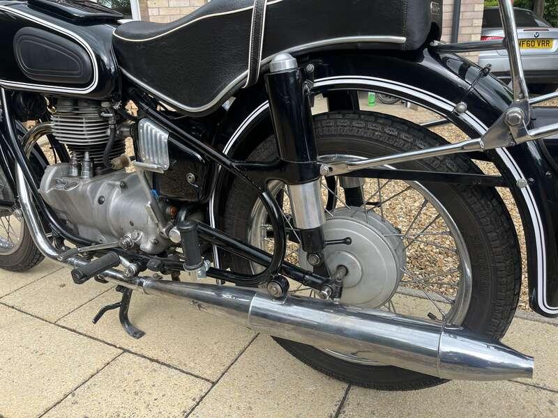 1964 BMW R27