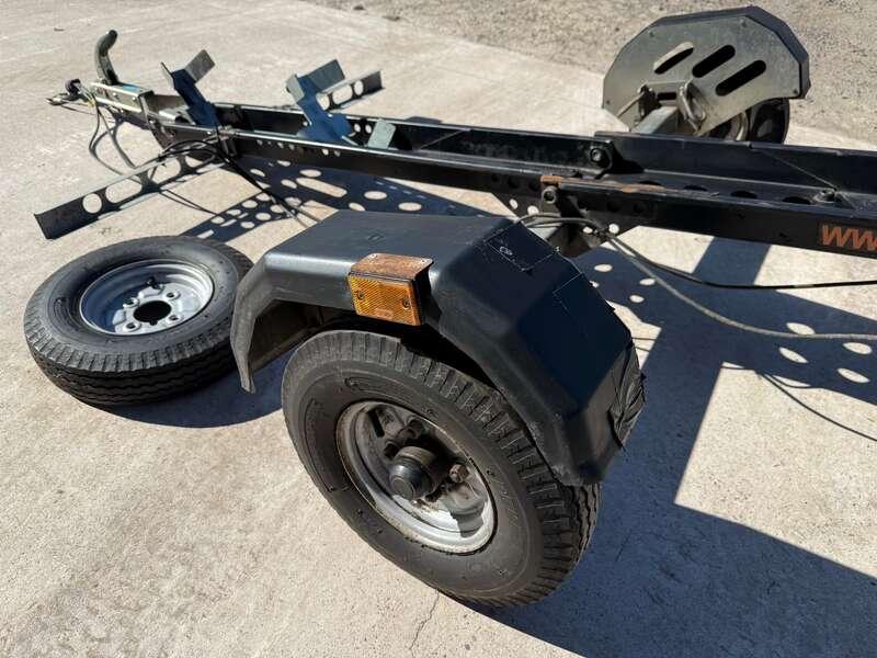 2013 MOTOLUG SE COLLAPSIBLE SINGLE-BIKE TRAILER