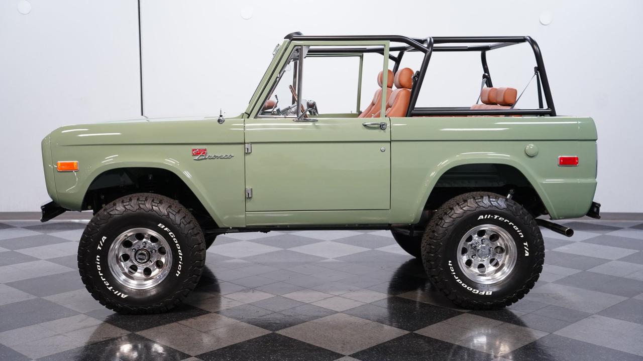 1973 Ford Bronco 4x4 Restomod
