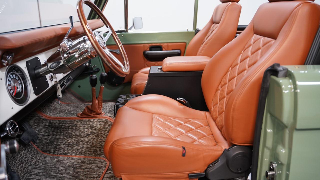 1973 Ford Bronco 4x4 Restomod