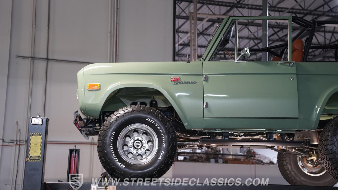 1973 Ford Bronco 4x4 Restomod