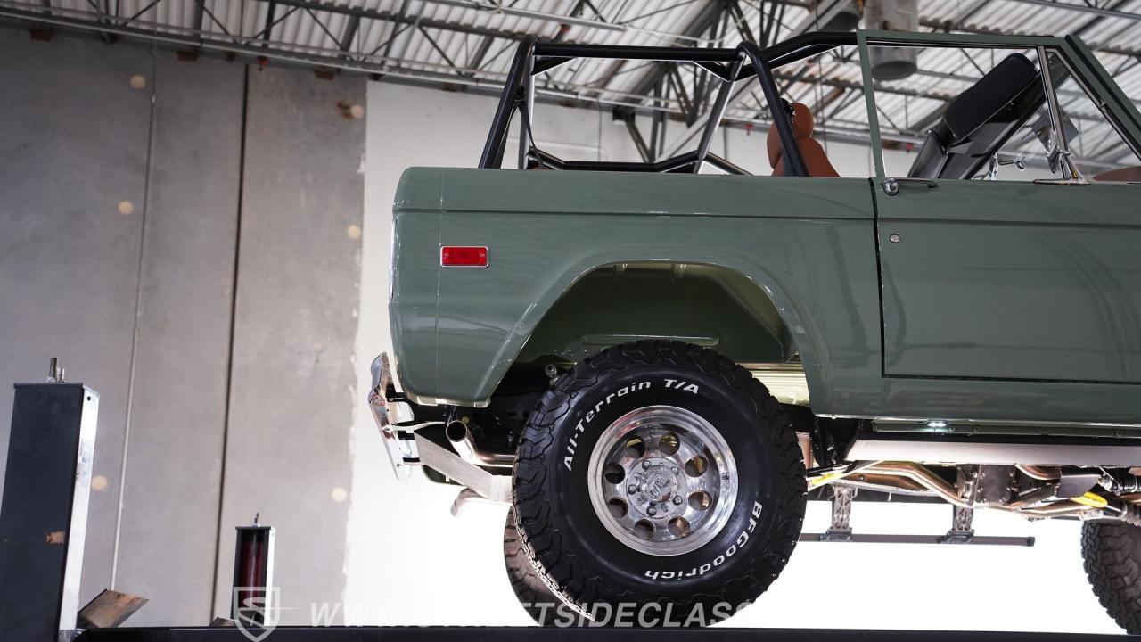 1973 Ford Bronco 4x4 Restomod
