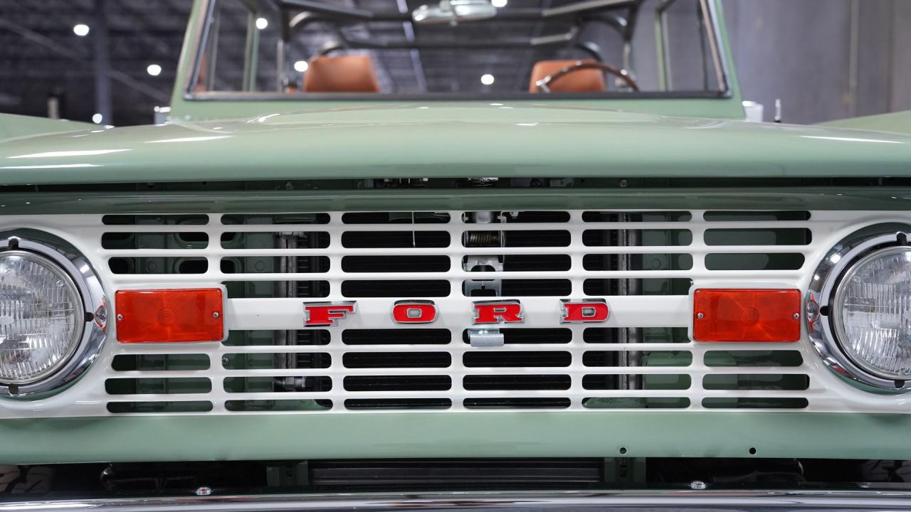 1973 Ford Bronco 4x4 Restomod