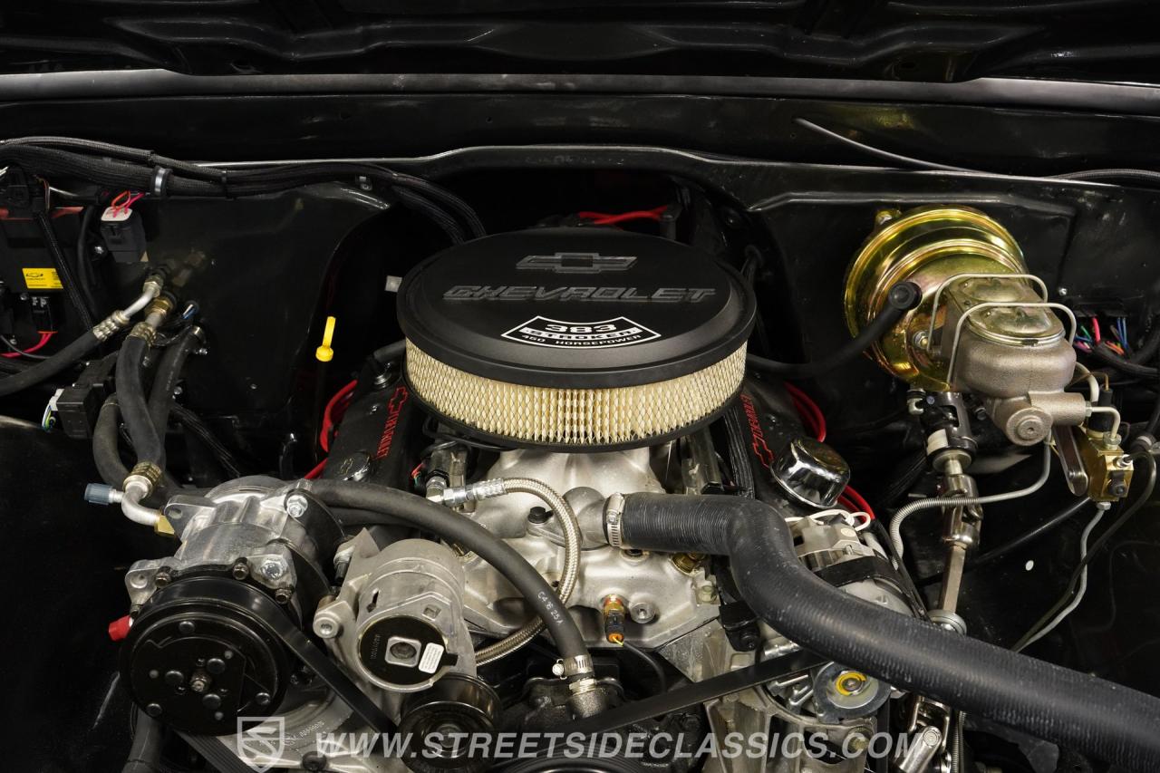 1971 Chevrolet C10 Cheyenne Super Restomod