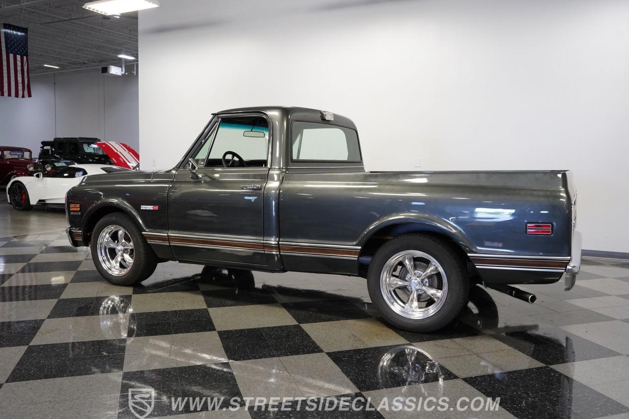 1971 Chevrolet C10 Cheyenne Super Restomod