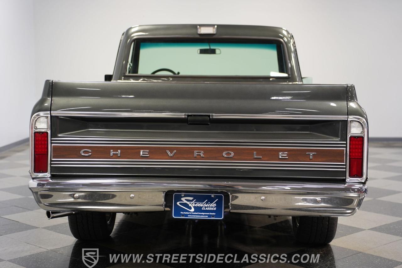 1971 Chevrolet C10 Cheyenne Super Restomod
